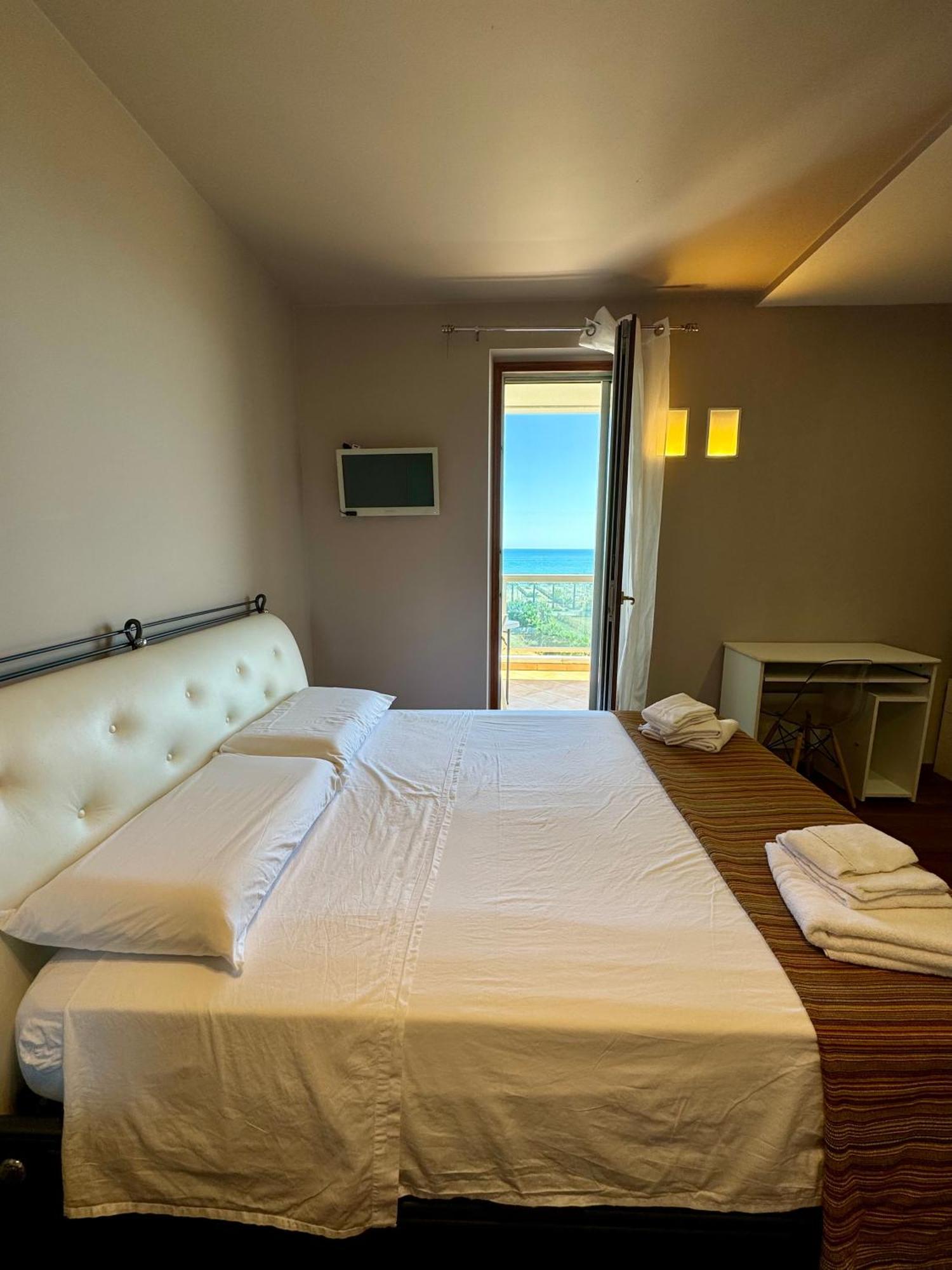 B&B L'Orizzonte Барлетта Экстерьер фото